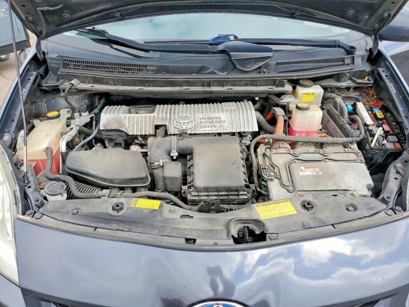 2010 Toyota Prius iii