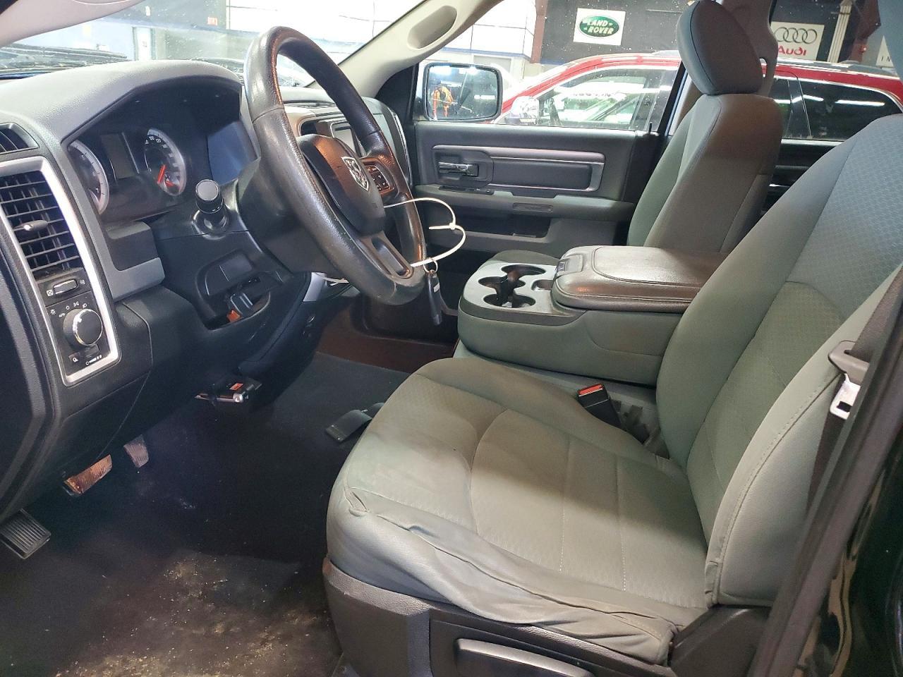 2014 Dodge RAM 1500 SLT