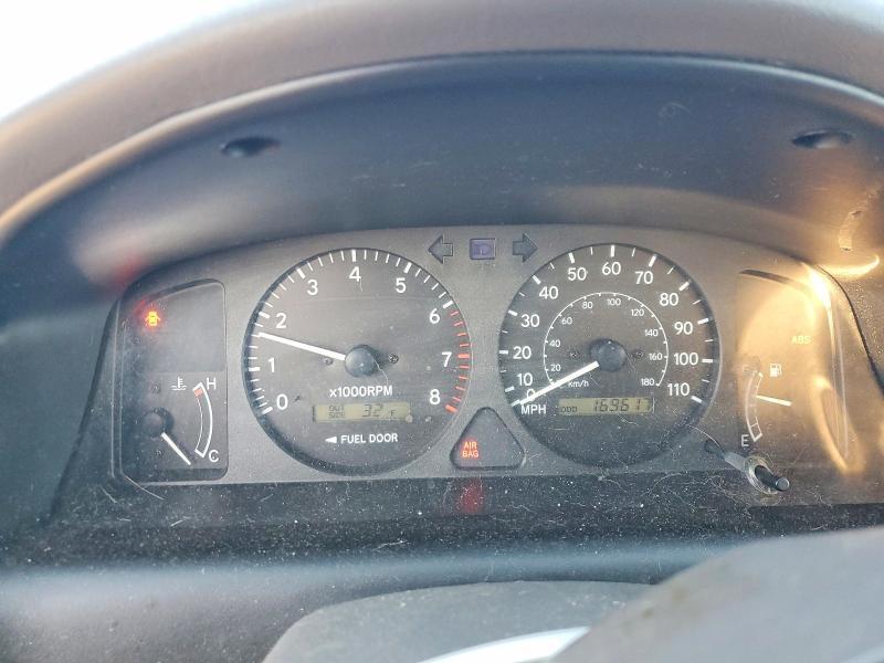 2001 Chevrolet Geo Prizm Base