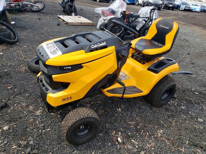 2023 Cub Cadet LT42 Lawn Mover