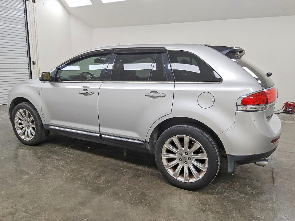2013 Lincoln Townhouse MKX