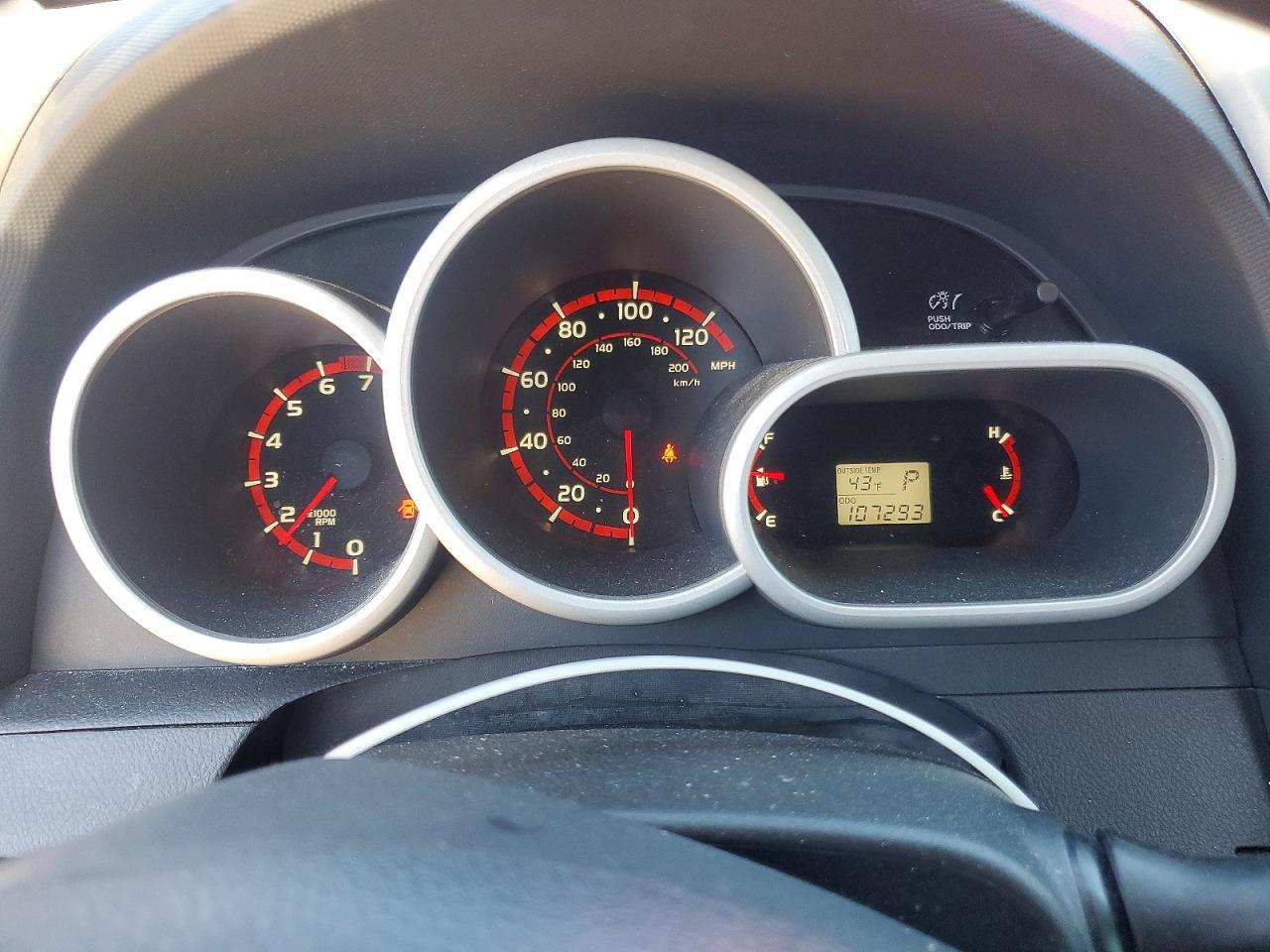 2010 Toyota Matrix Base