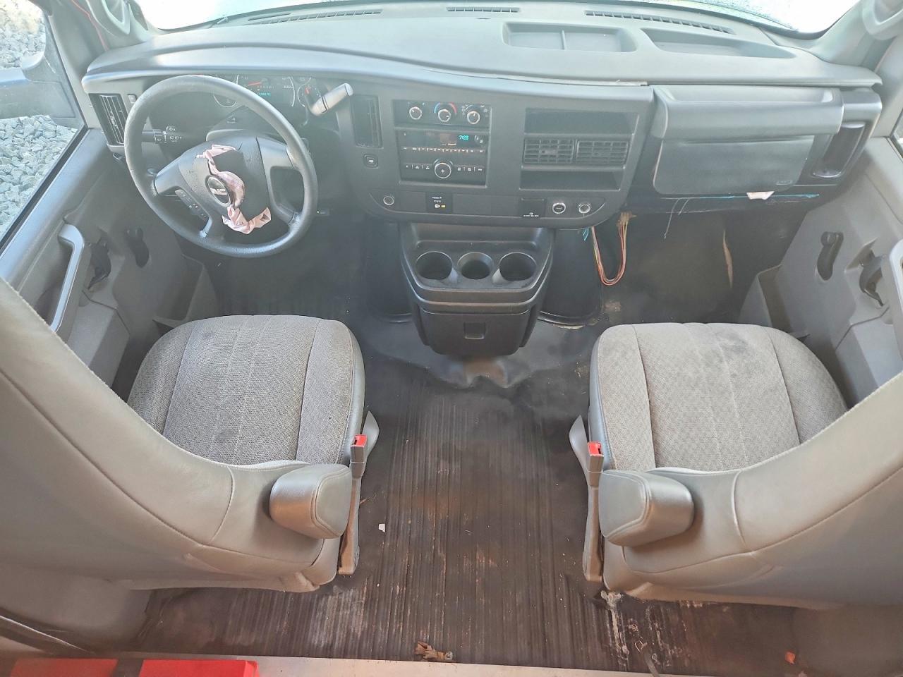 2017 GMC Savana Delivery Truck