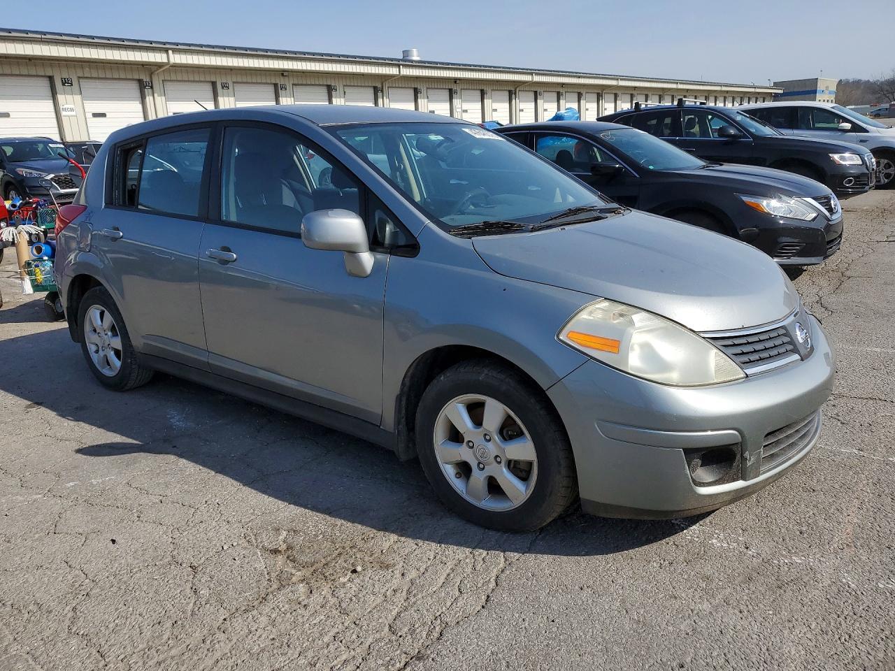 2007 Nissan Versa 1.8 s