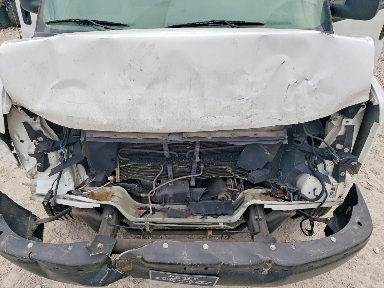 2018 Chevrolet Express 2