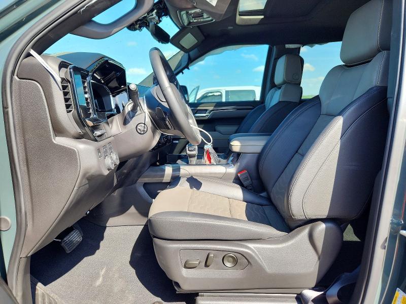 2025 Chevrolet Silverado K1500 ZR2