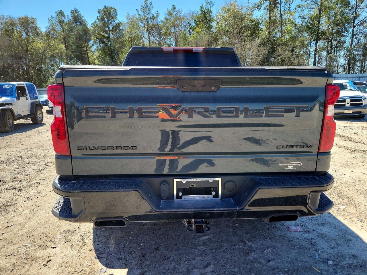 2025 Chevrolet Silverado K1500 Trail Boss Custom