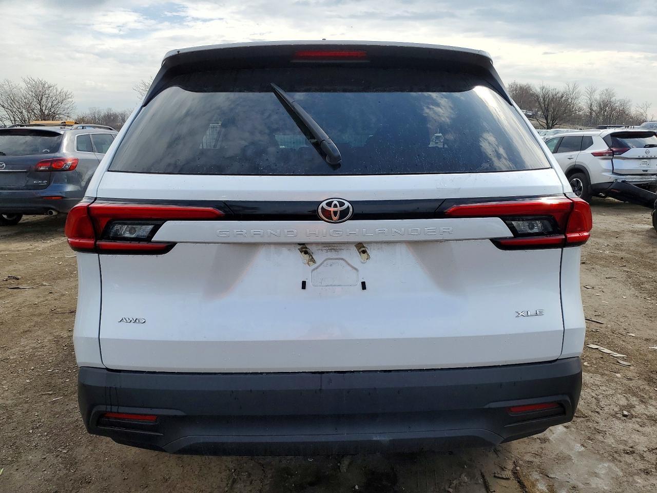 2024 Toyota Grand Highlander xle