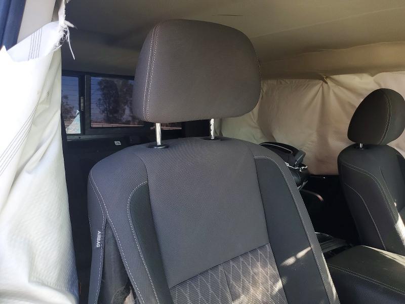 2023 Nissan Titan SV