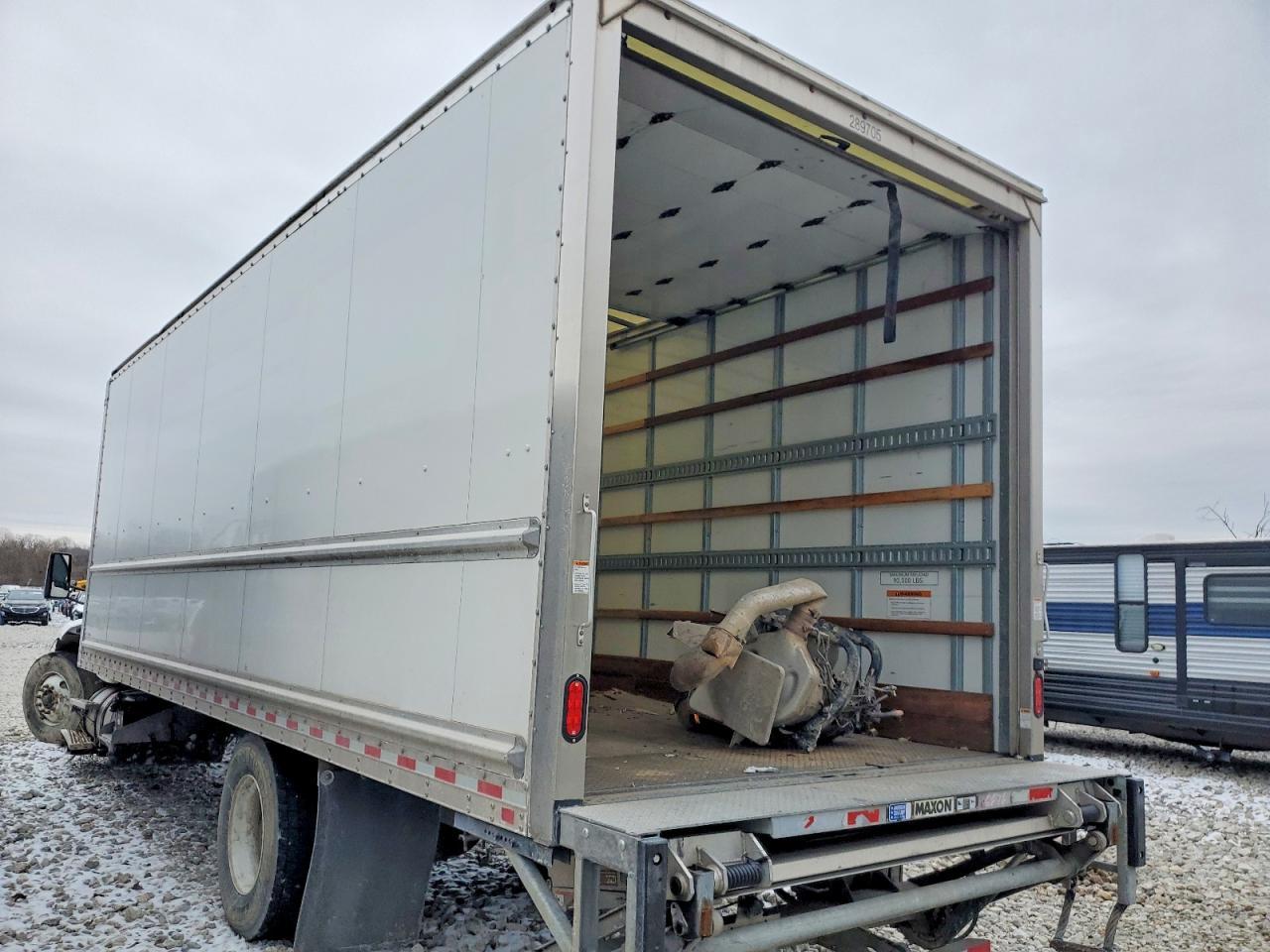 2024 Peterbilt 536 BOX Truck