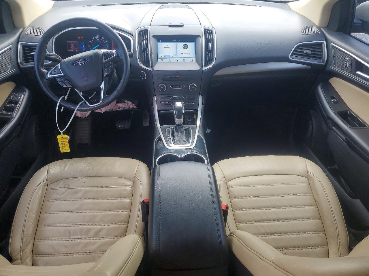 2017 Ford Edge sel
