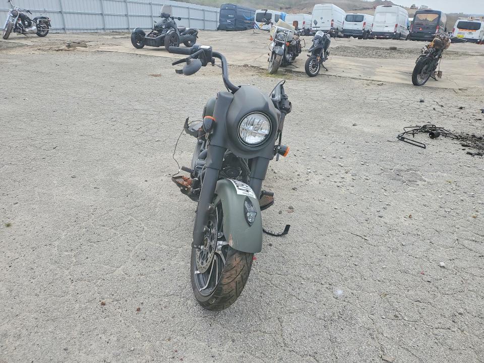 2024 Indian Motorcycle Co. Springfield Dark Horse