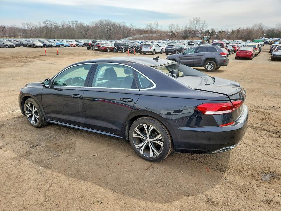 2022 Volkswagen Passat se