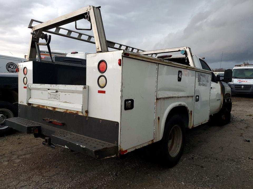 2014 Chevrolet Silverado Utility / Service Truck