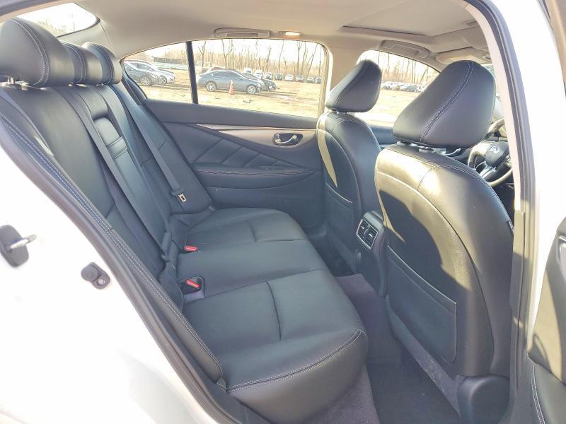 2021 Infiniti Q50 Luxe