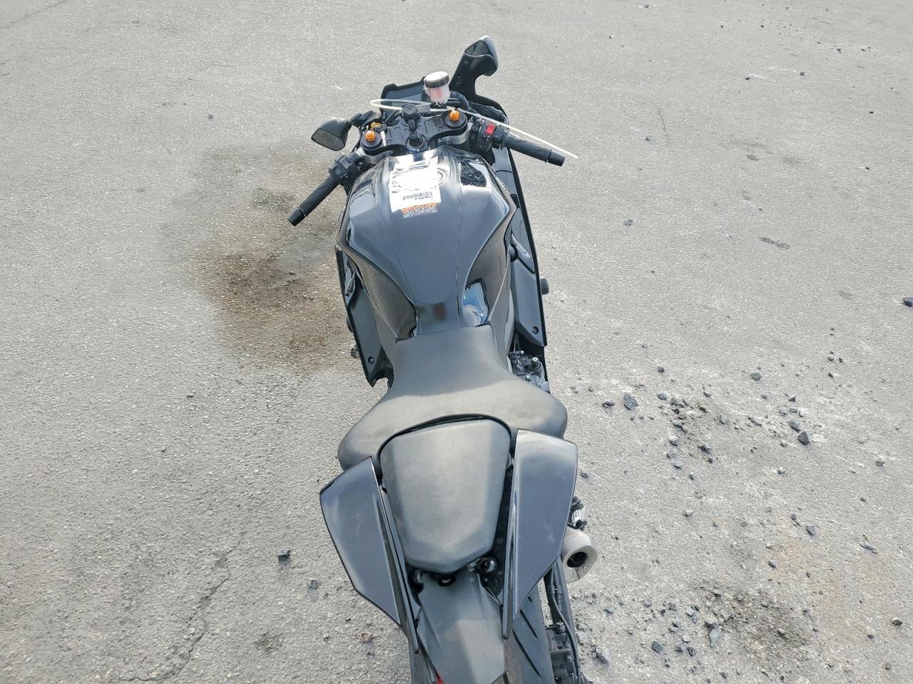 2025 Yamaha YZFR7