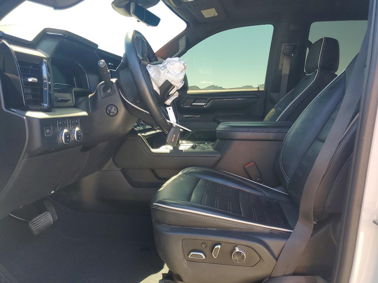 2023 GMC Sierra K1500 AT4X