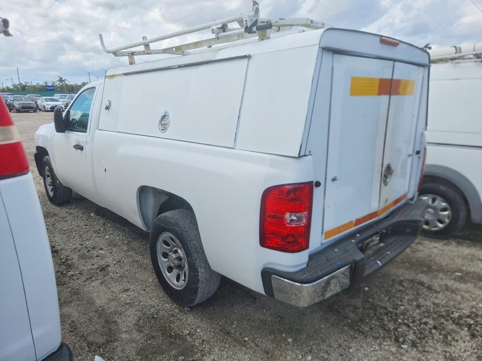 2013 Chev 1500 4X2 / Pickup