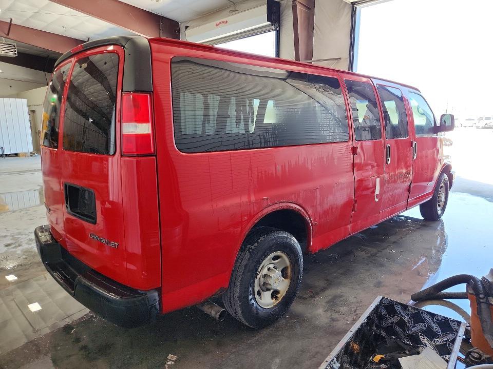 2004 Chev Express G3500