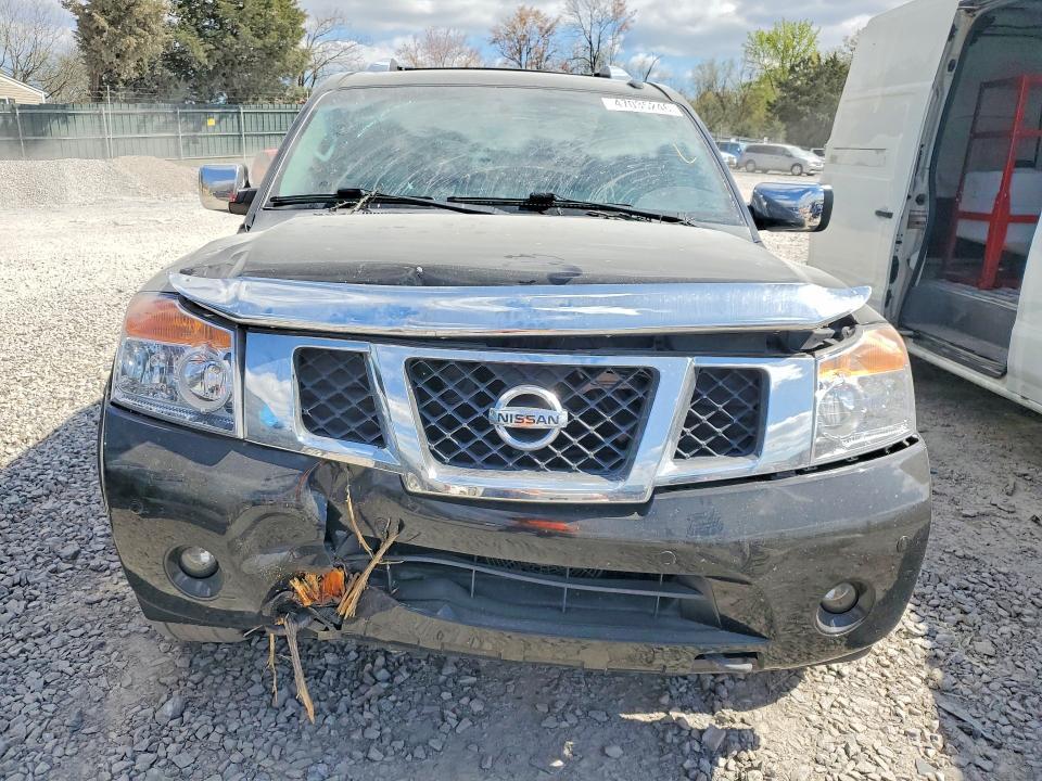 2013 Nissan Armada Platinum