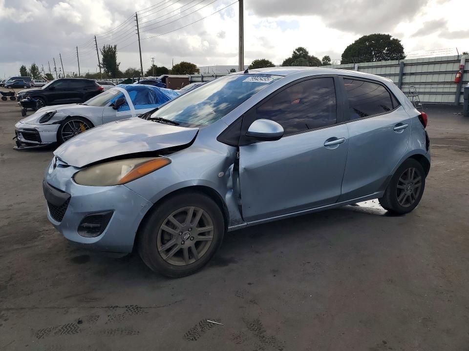 2013 Mazda 2