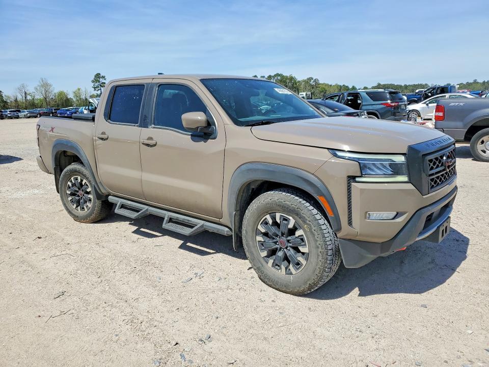 2024 Nissan Frontier Pro-x