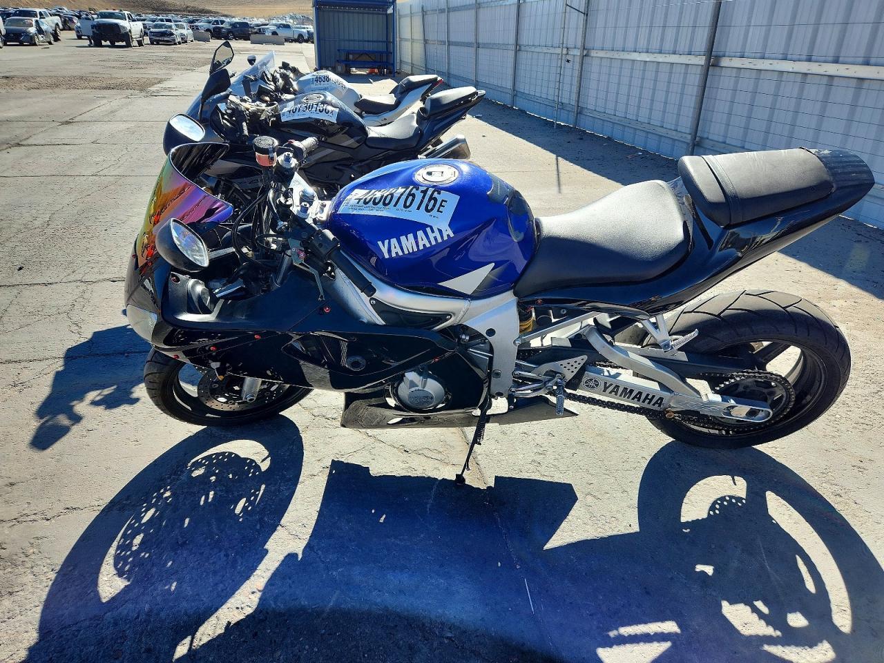 2000 Yamaha YZFR6 L