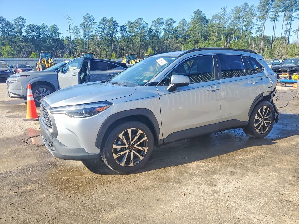 2023 Toyota Corolla Cross xle
