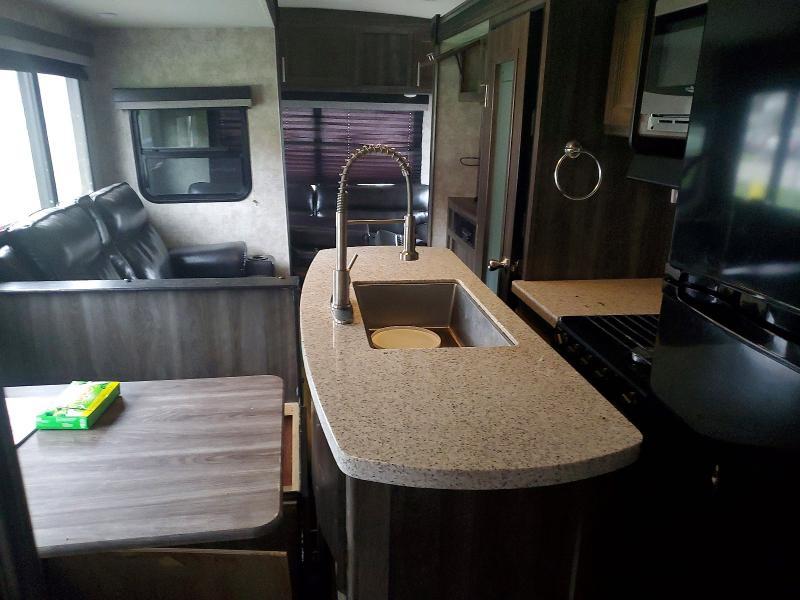 2019 Highland Ridge Mesa Ridge Camper