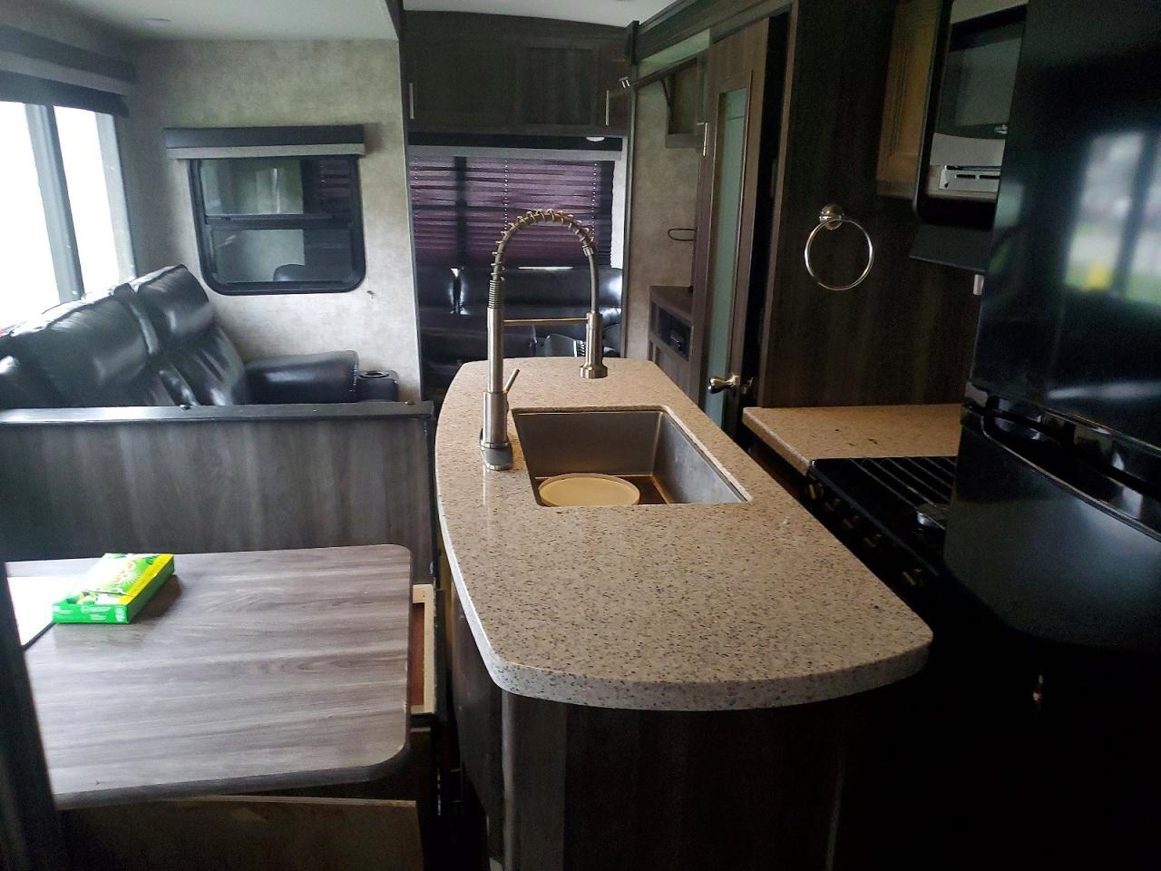 2019 Highland Ridge Mesa Ridge Camper