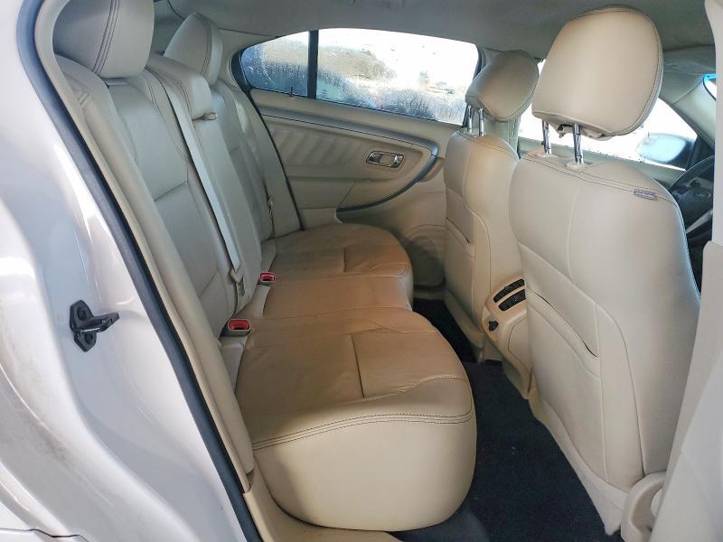2016 Ford Taurus sel