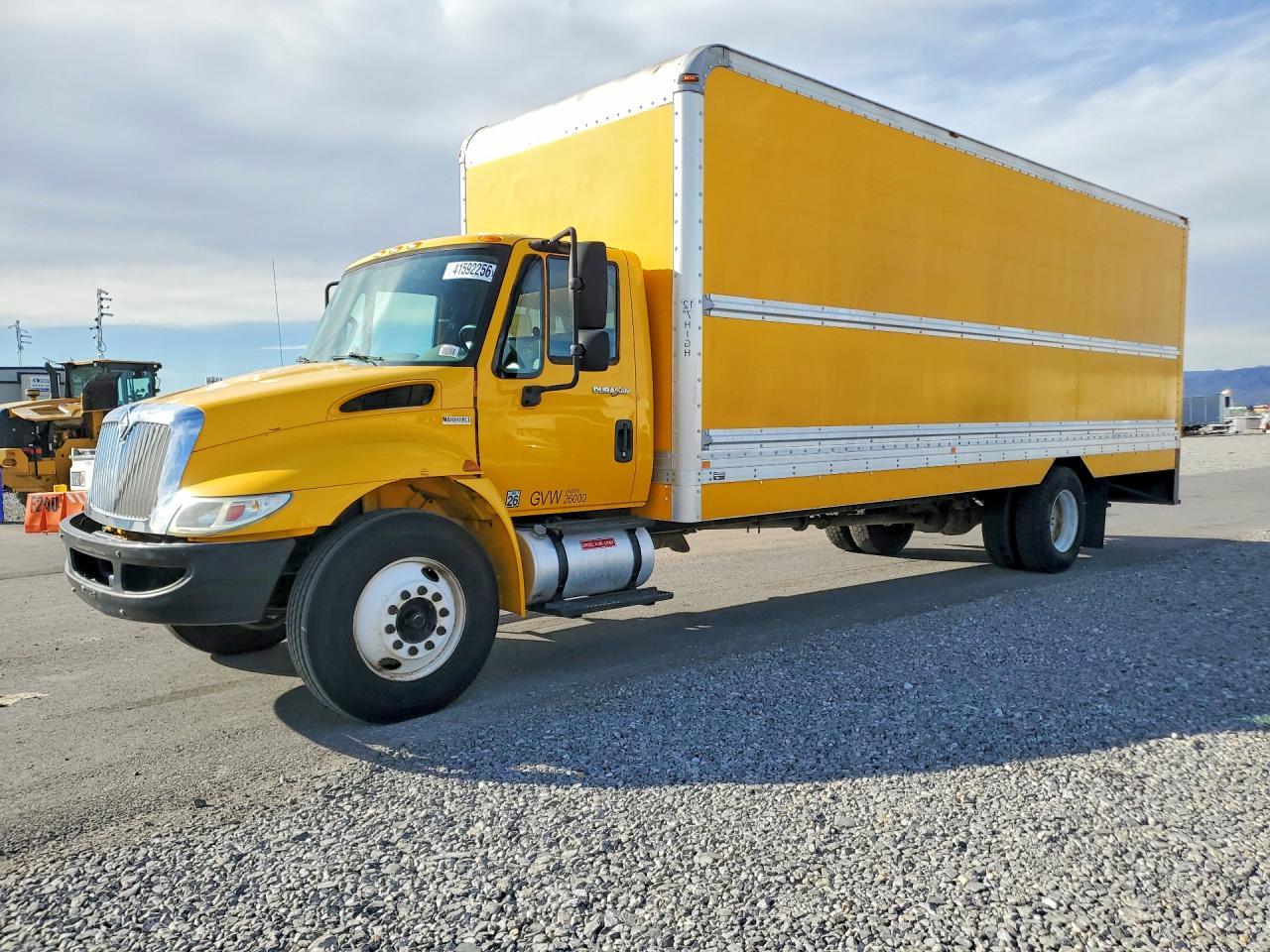 2013 International 4300 BOX Truck
