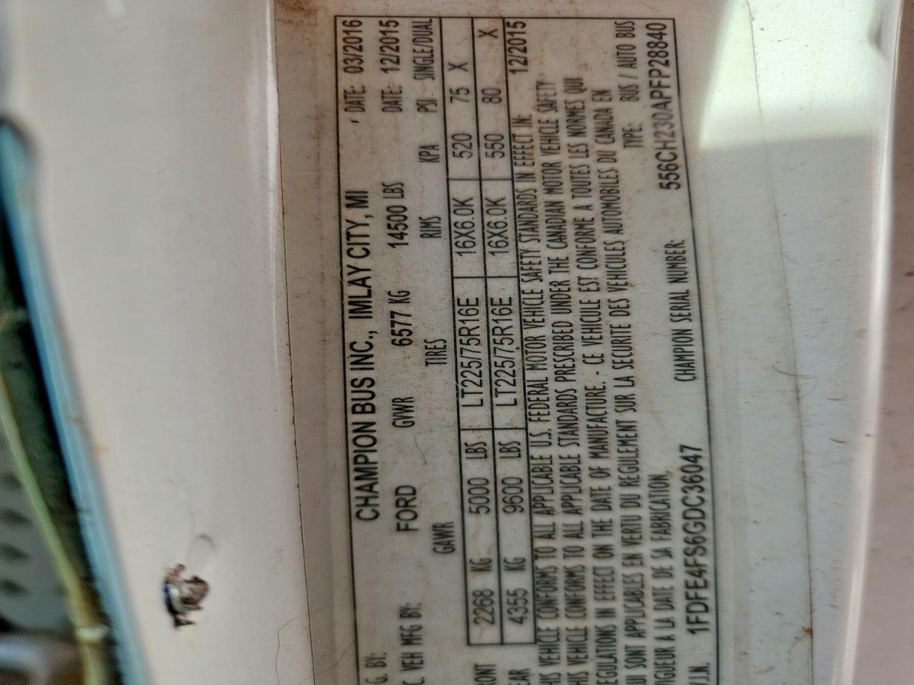 2016 Ford Econoline E450 Super Duty Cutaway Van