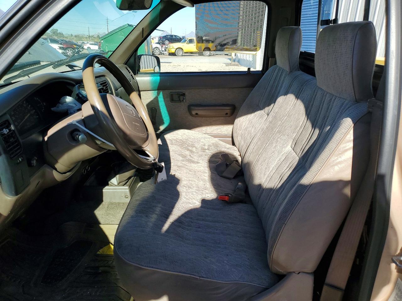 1998 Toyota Tacoma Base