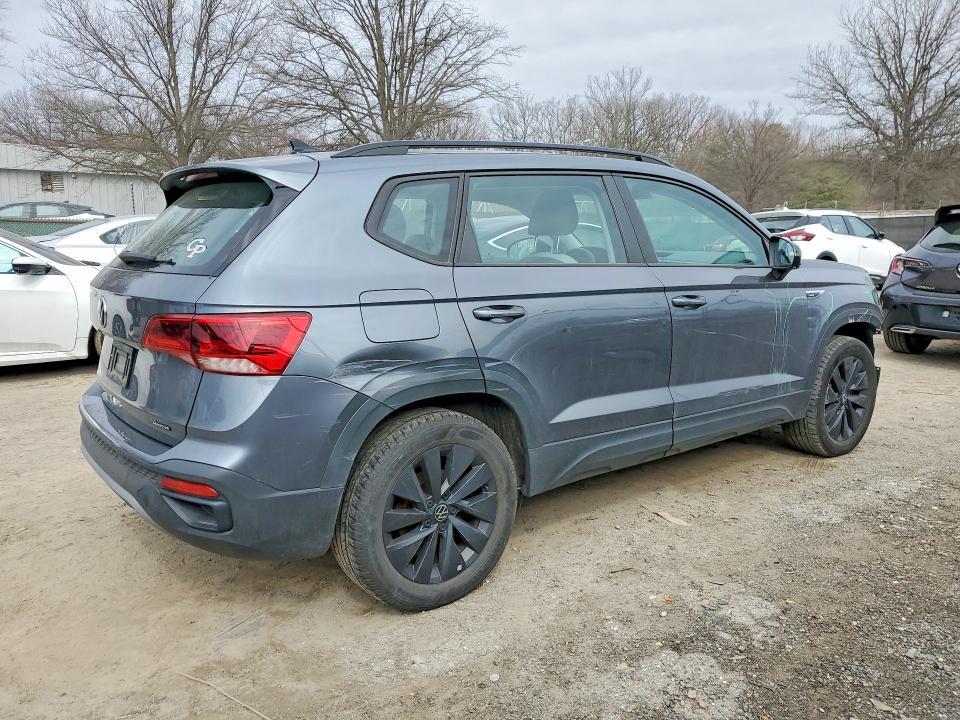 2022 Volkswagen Taos s