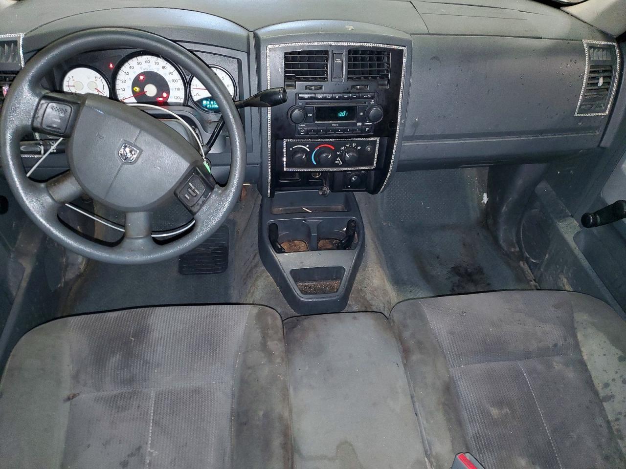 2006 Dodge Dakota Quattro