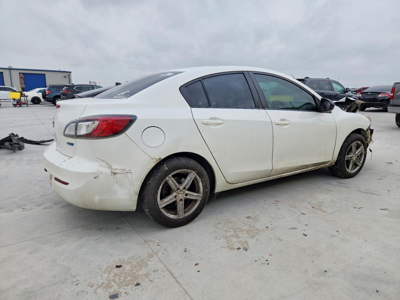 2012 Mazda 3 I
