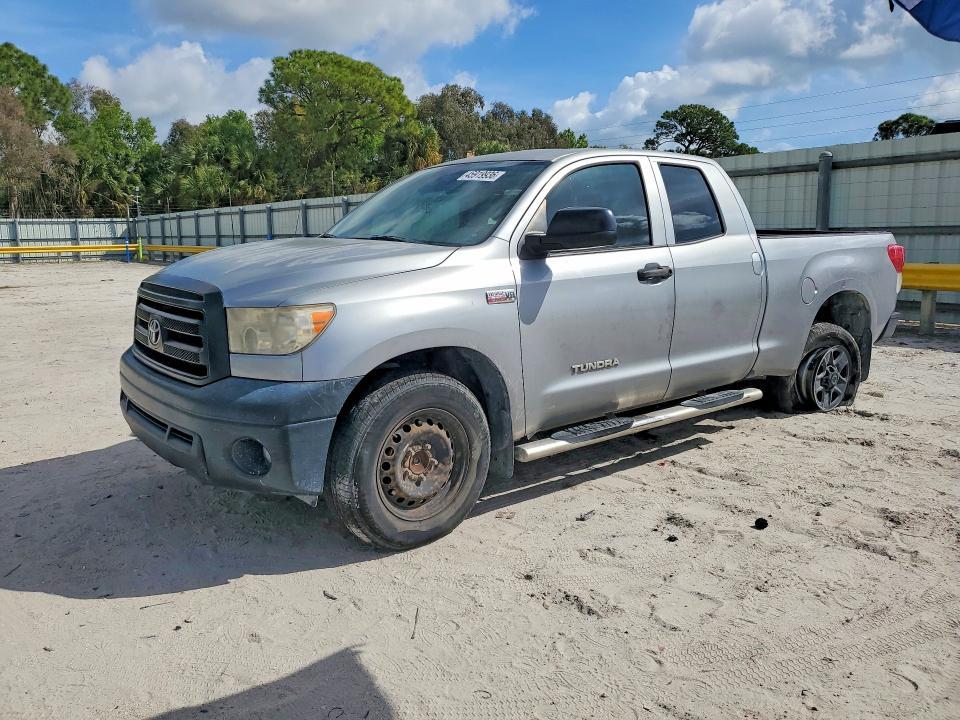 2011 Toyota Tundra Grade