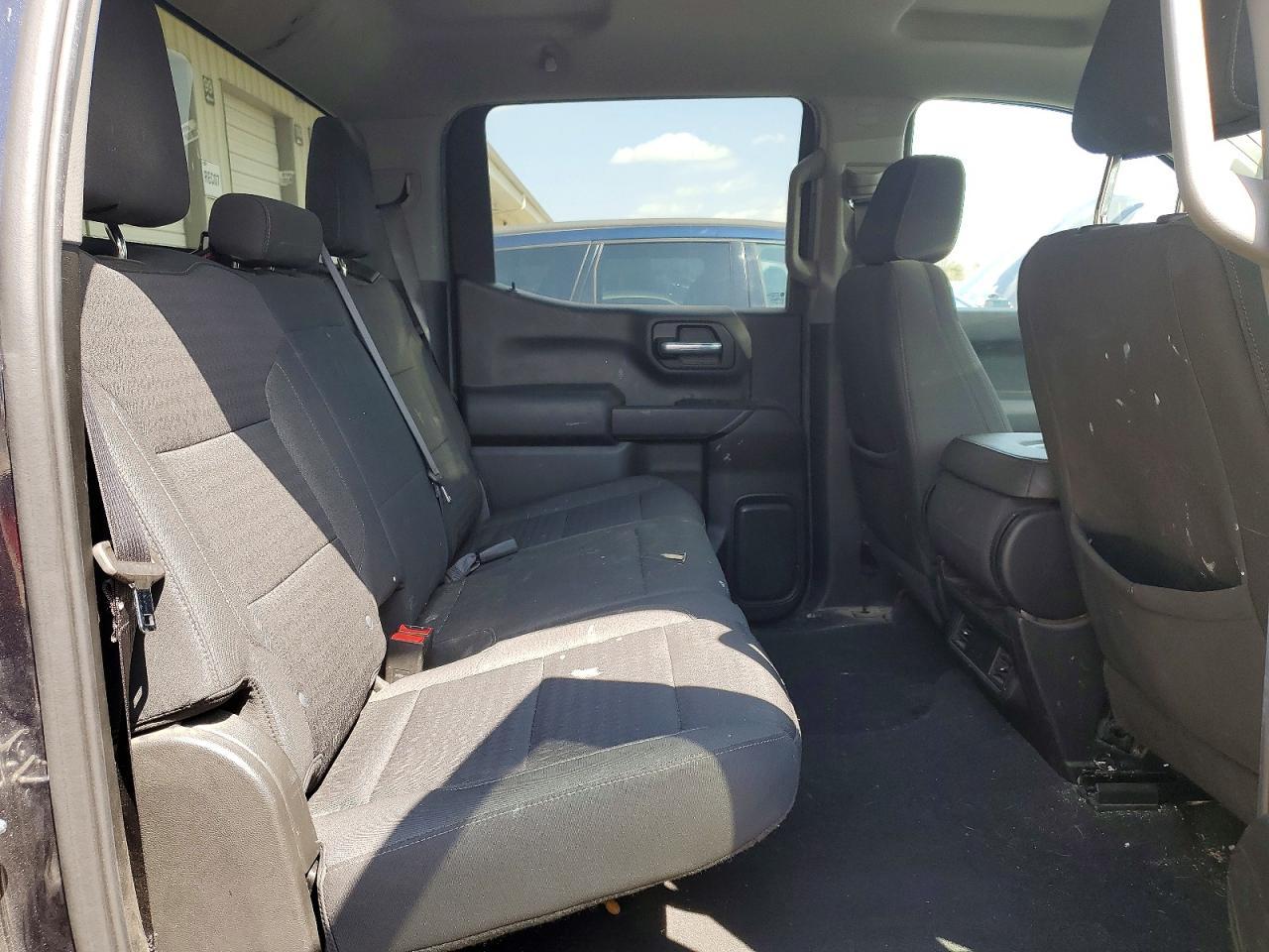 2022 Chevrolet Silverado K1500 Custom