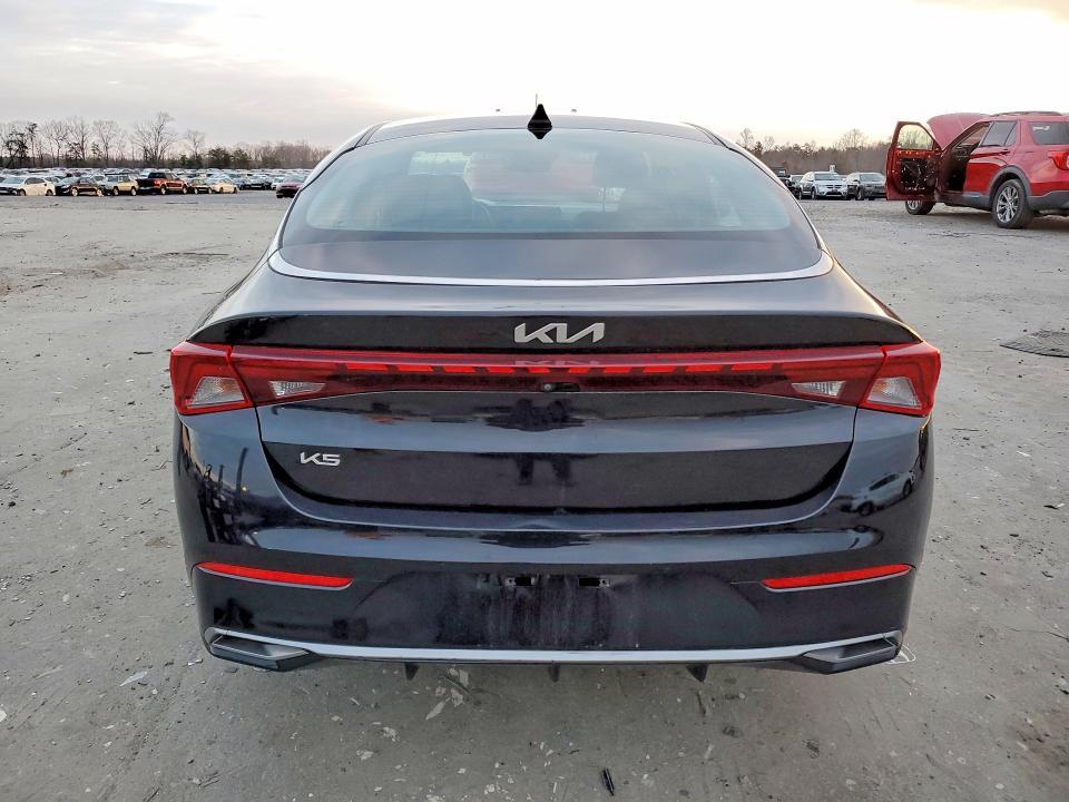 2023 KIA K5 lxs