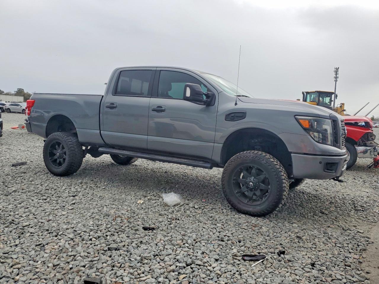 2018 Nissan Titan XD SV