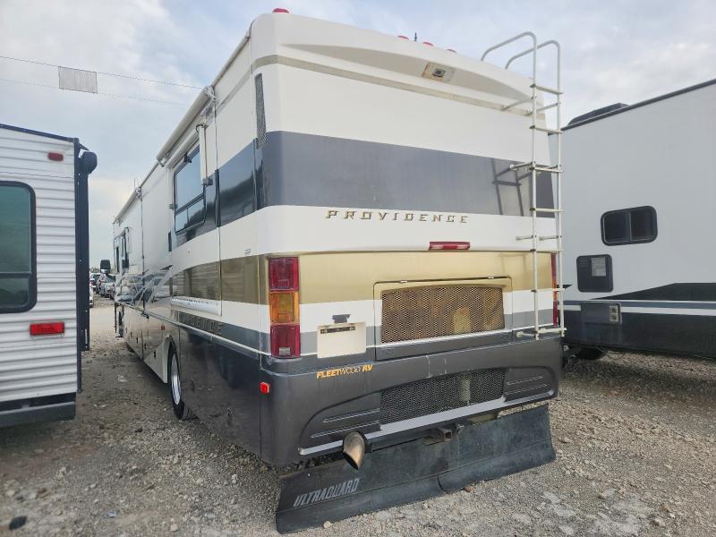2003 Fleetwood Providence rv