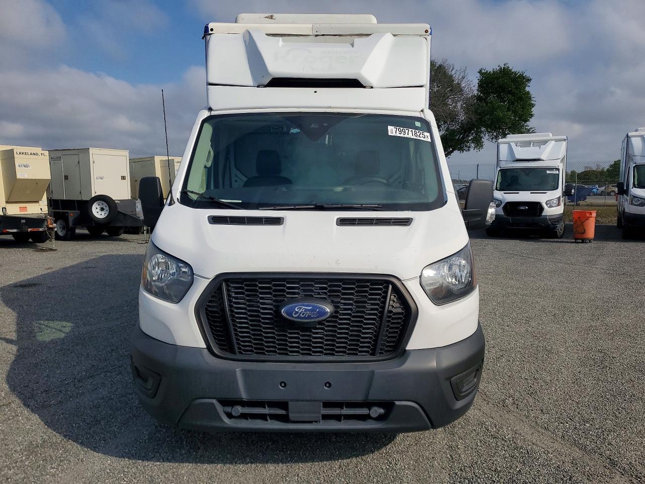 2020 Ford Transit Delivery Truck