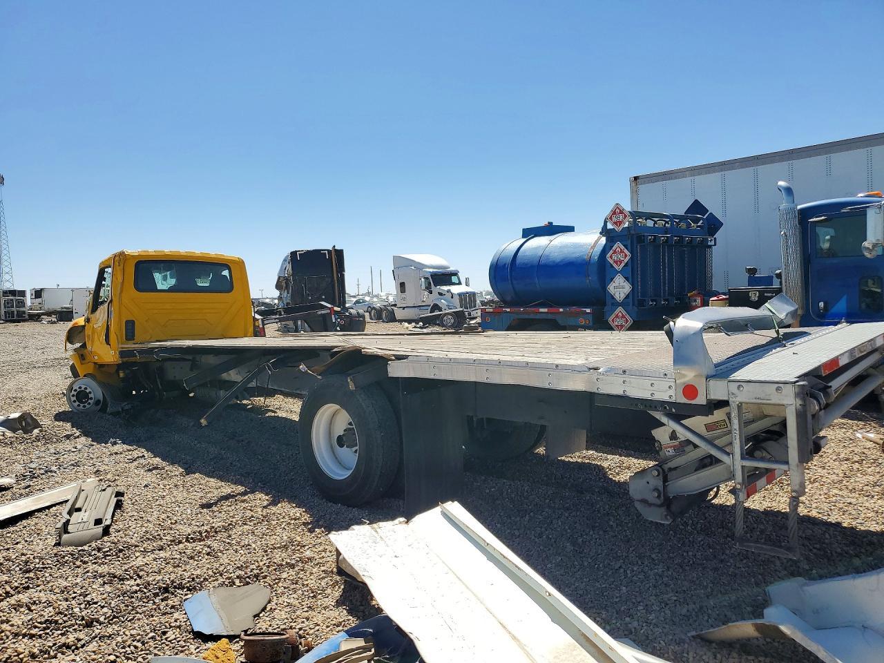 2022 International MV607 Flatbed Truck