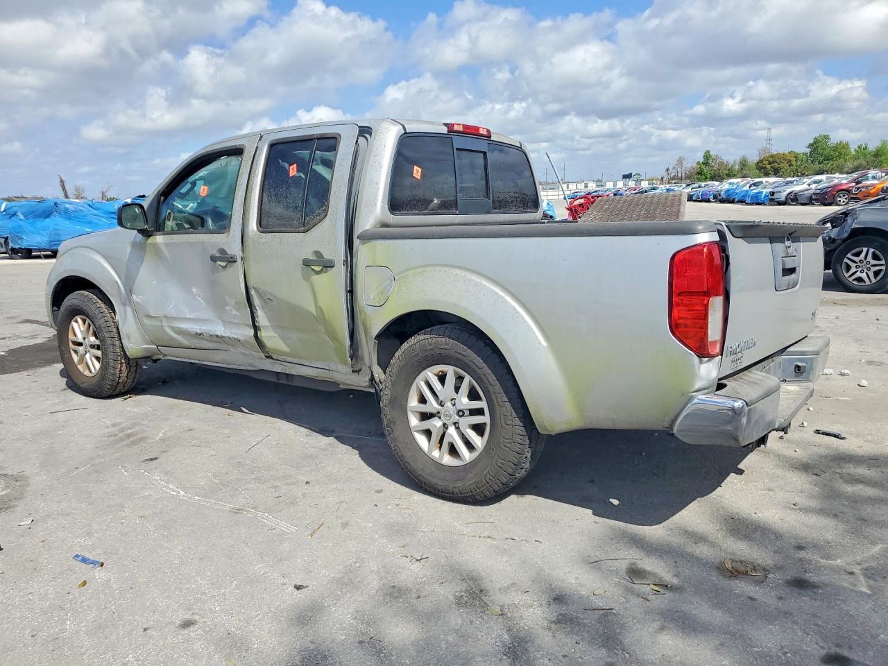 2016 Nissan Frontier SV