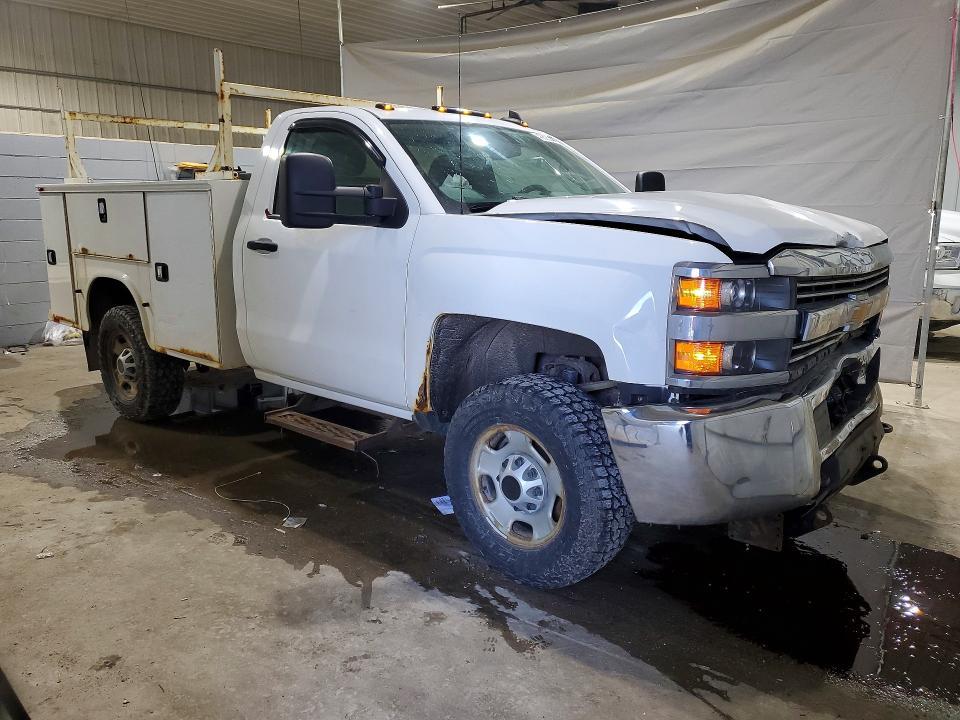 2015 Chevrolet Silverado Utility / Service Truck