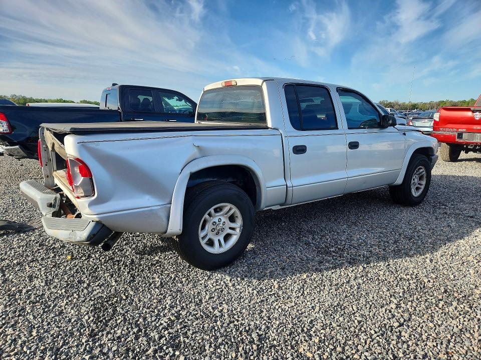 2004 Dodge Dakota Quad Sport