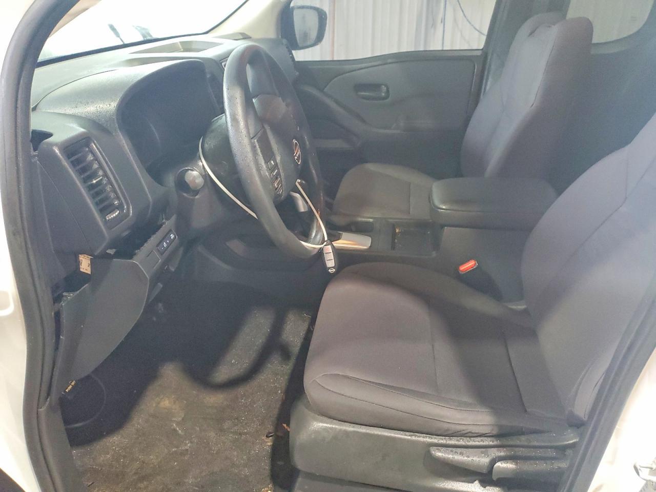 2024 Nissan Frontier S