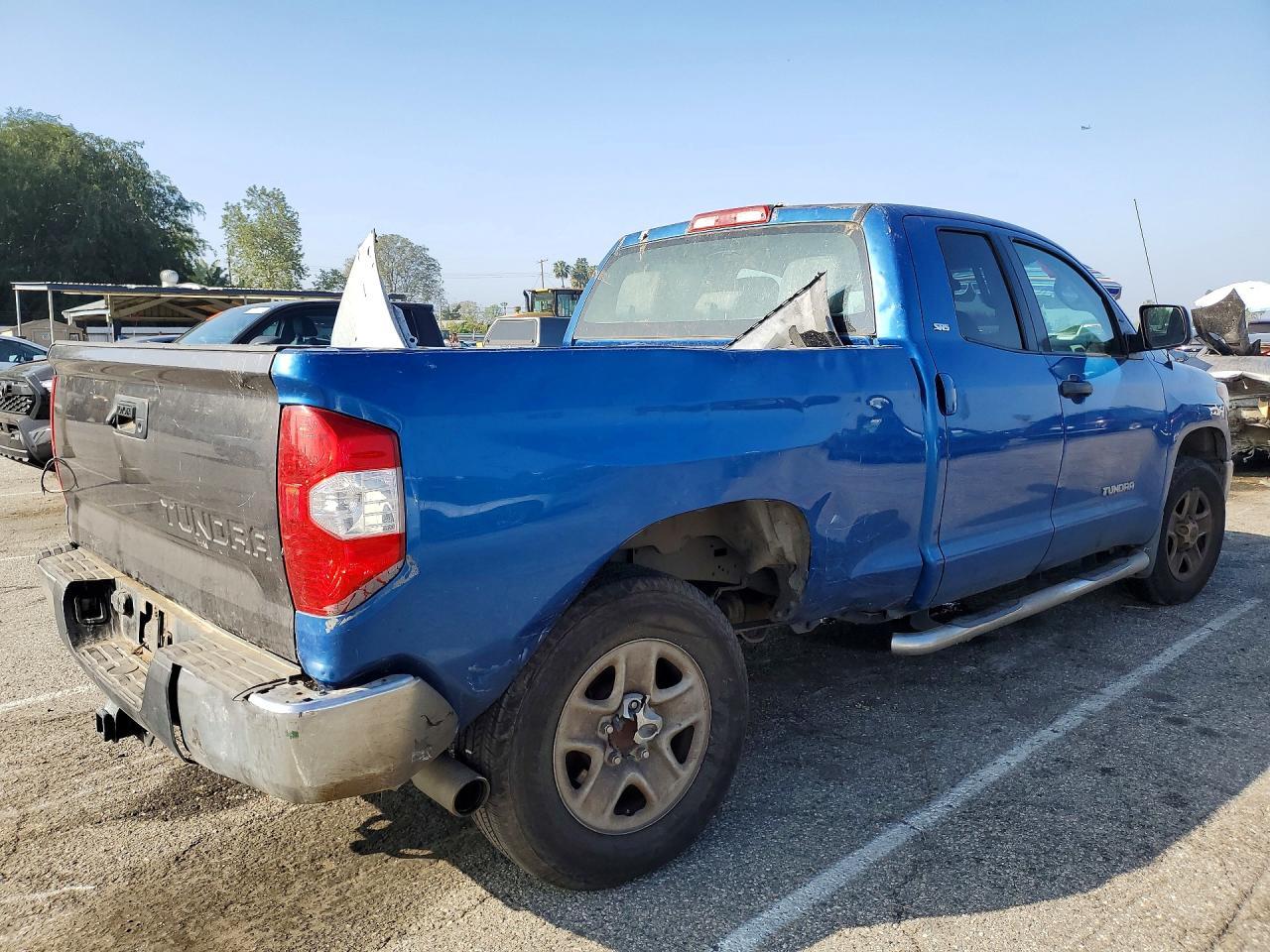 2017 Toyota Tundra SR5