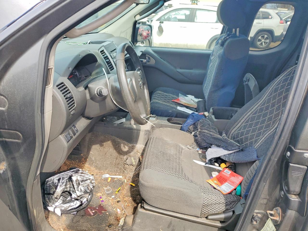 2009 Nissan Frontier SE V6